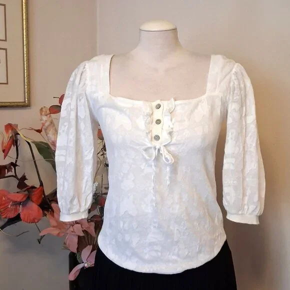 NWOT Aventures des Toiles Women’s White Ruffle Lined Blouse Top ¾ Sleeve 6 - Picture 5 of 11